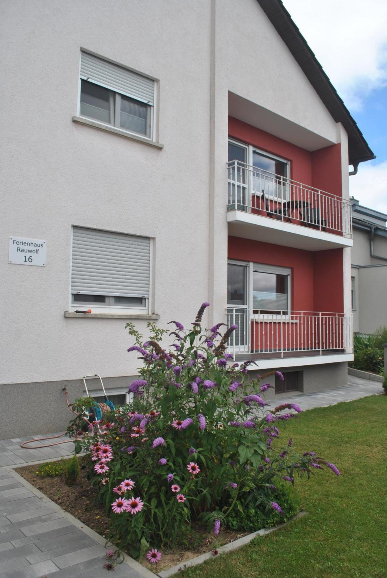 Ferienhaus Rauwolf Mit 2 Ferienwohnungen Roschbach Exteriör bild